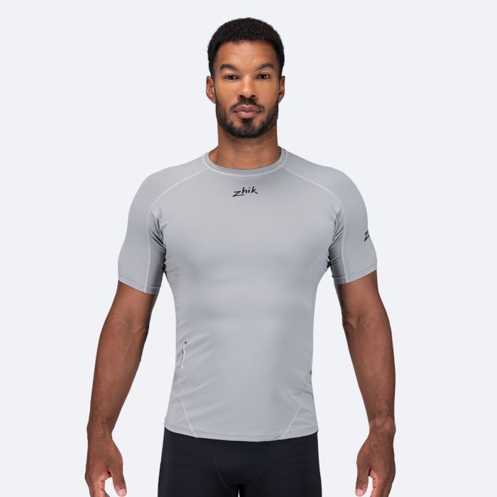 Zhik Herren Eco Spandex LT Kurzarm Baselayer Shirt – Platinum – Nachhaltiges Funktionsshirt für Wassersport